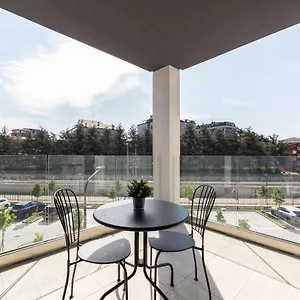  Apartment Modern Apt With Terrace And Parking!