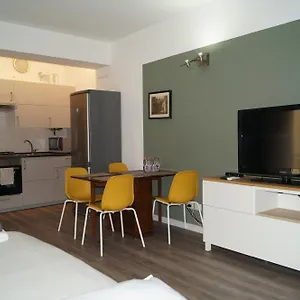  Apartment Navigli-darsena In The Heart Of The