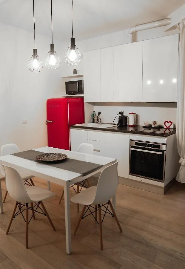 Bubi House Porta Romana Milan 0*,
