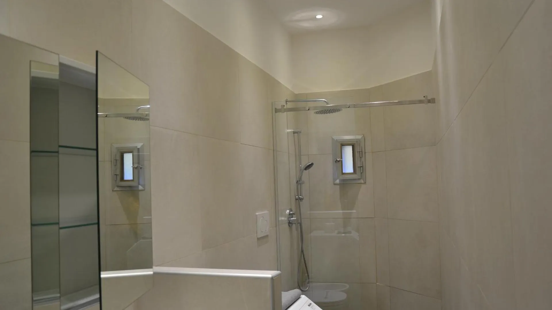 Bubi House Porta Romana Milan 0*,