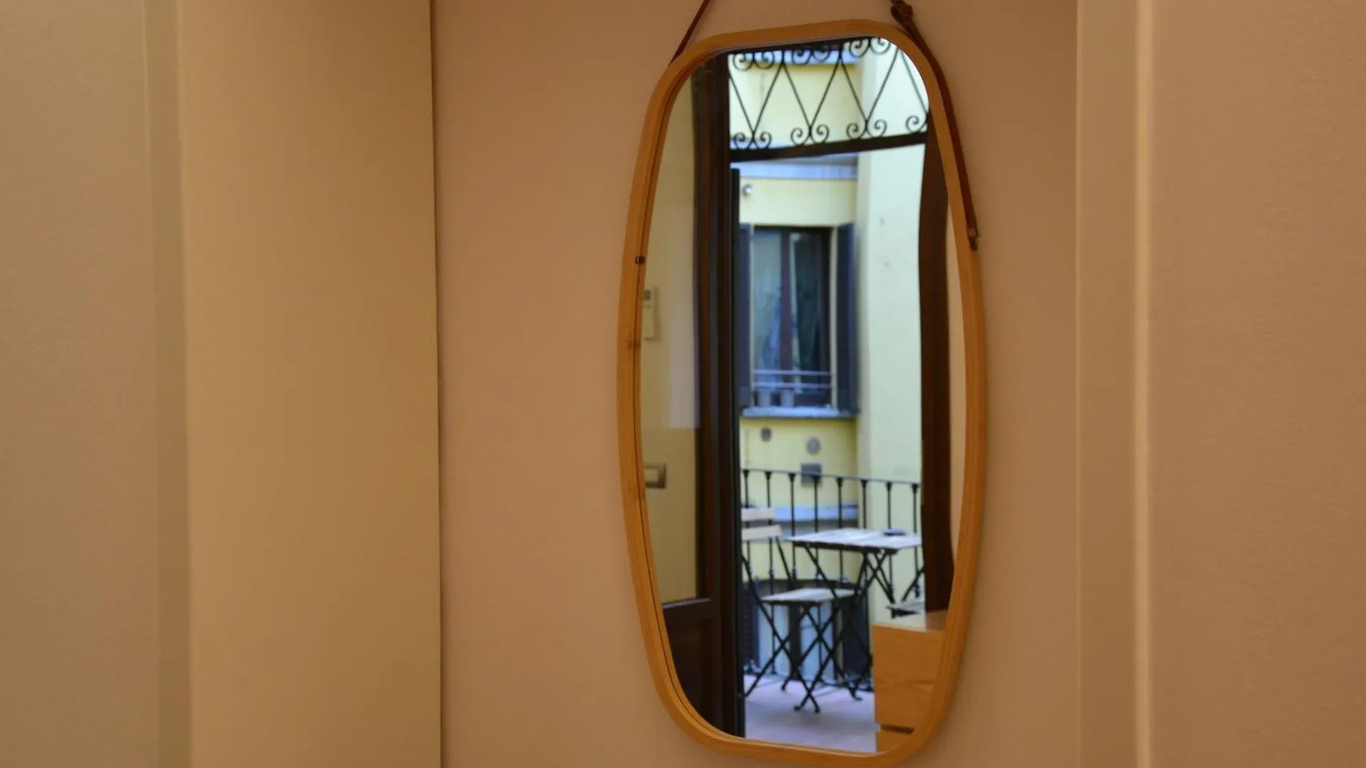 Appartement Bubi House Porta Romana Milaan Italië