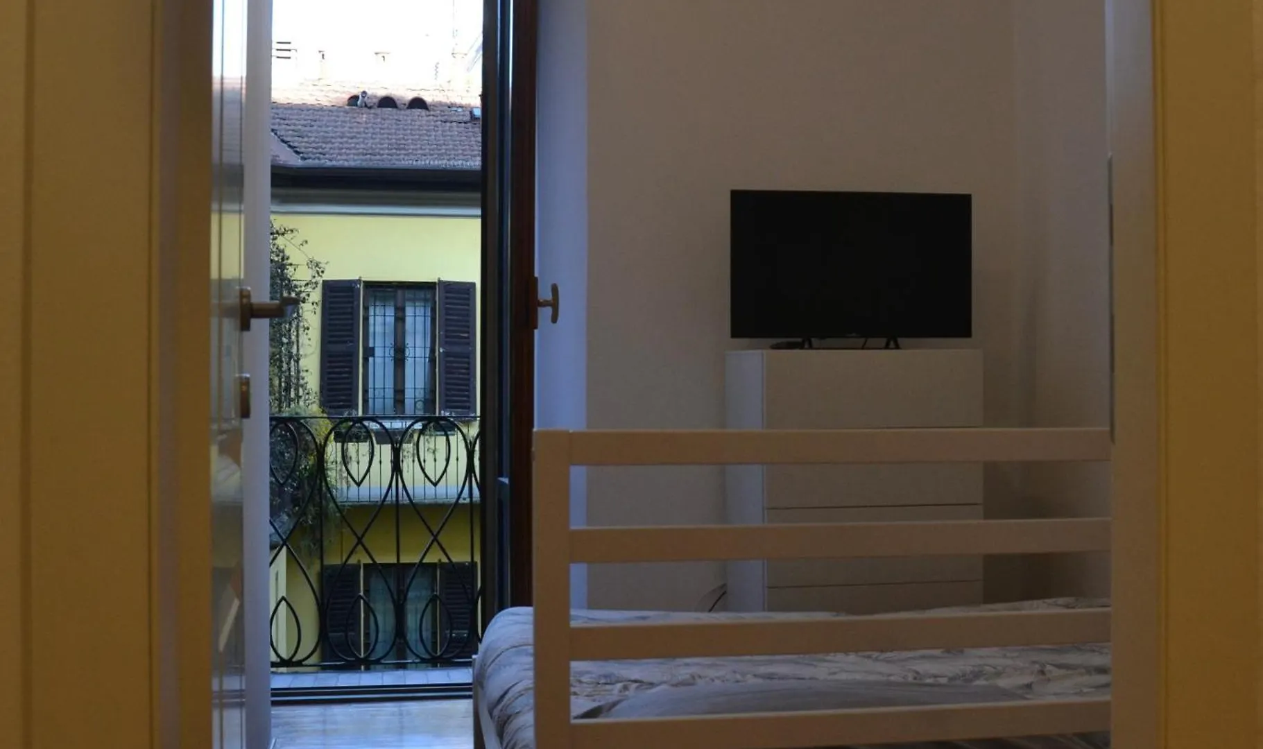 Bubi House Porta Romana Milan Italy